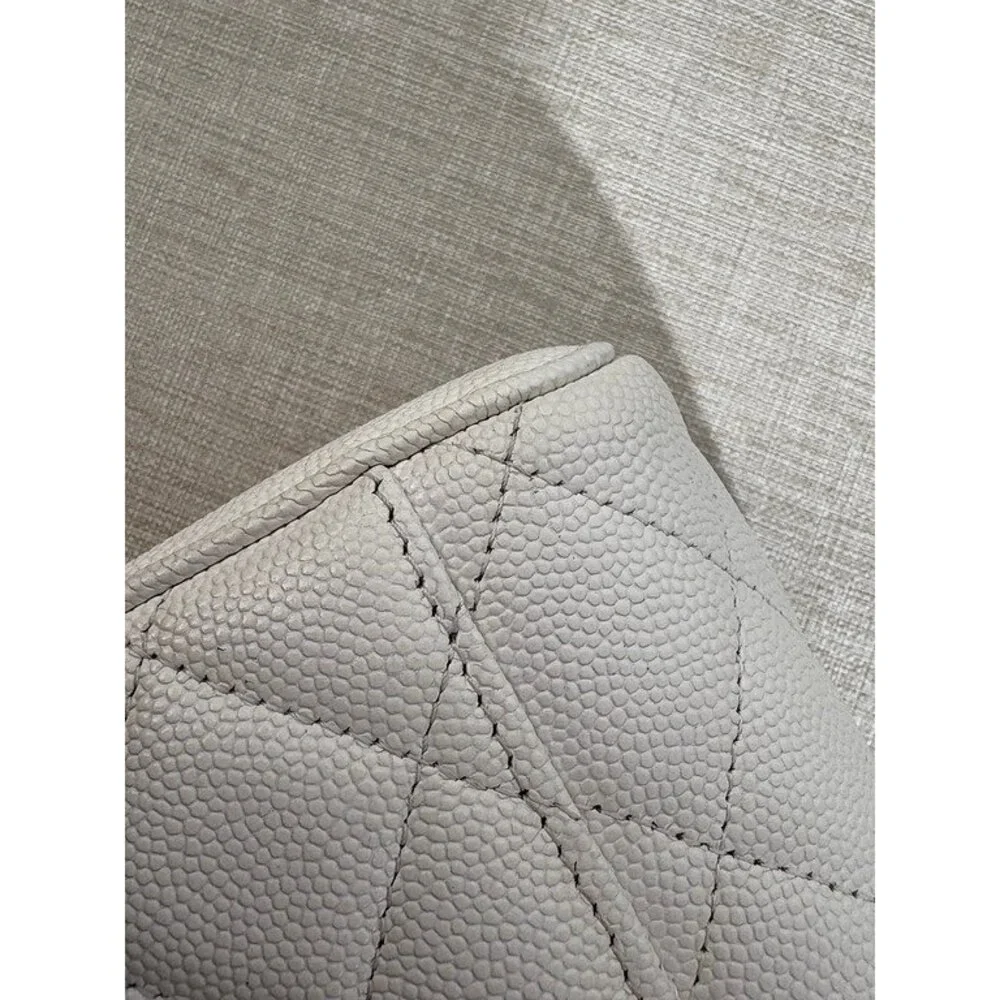 CHANEL White Caviar Vanity Case Small GHW